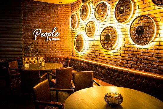 People Livebar